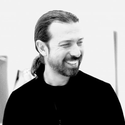 Pilot Mustafa Karyagdi nerede görev yapıyor? - Kapak Görseli